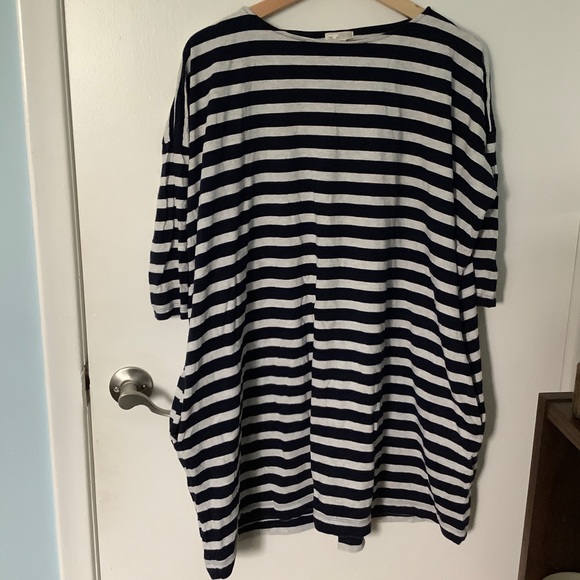 🦋2 FOR $35 GAP Relaxed T-Shirt Dress - Picture 3 of 6